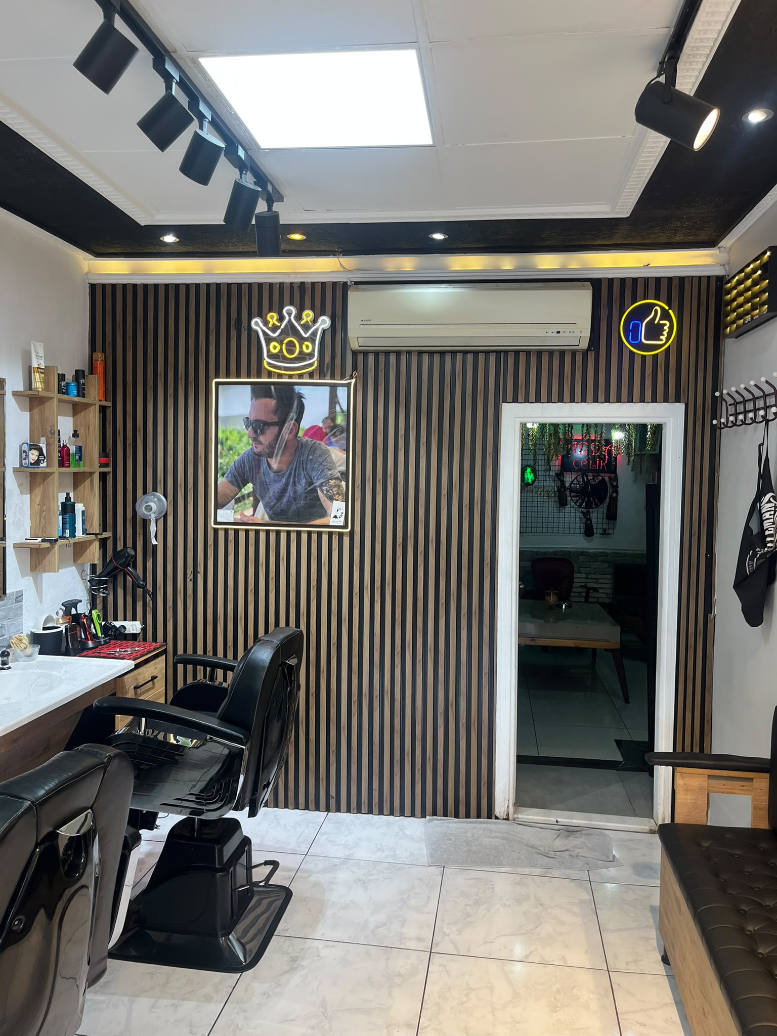 Valentino bekleme alanı